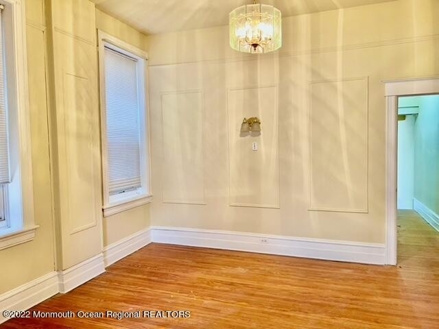 102 S Broadway - Photo 2