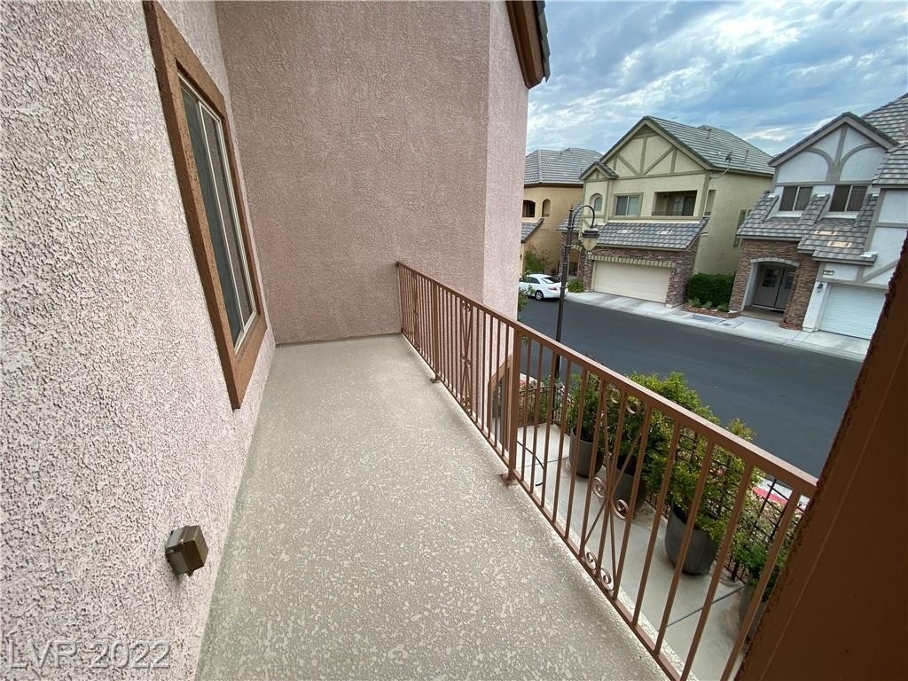 9236 Dalmahoy Place - Photo 19