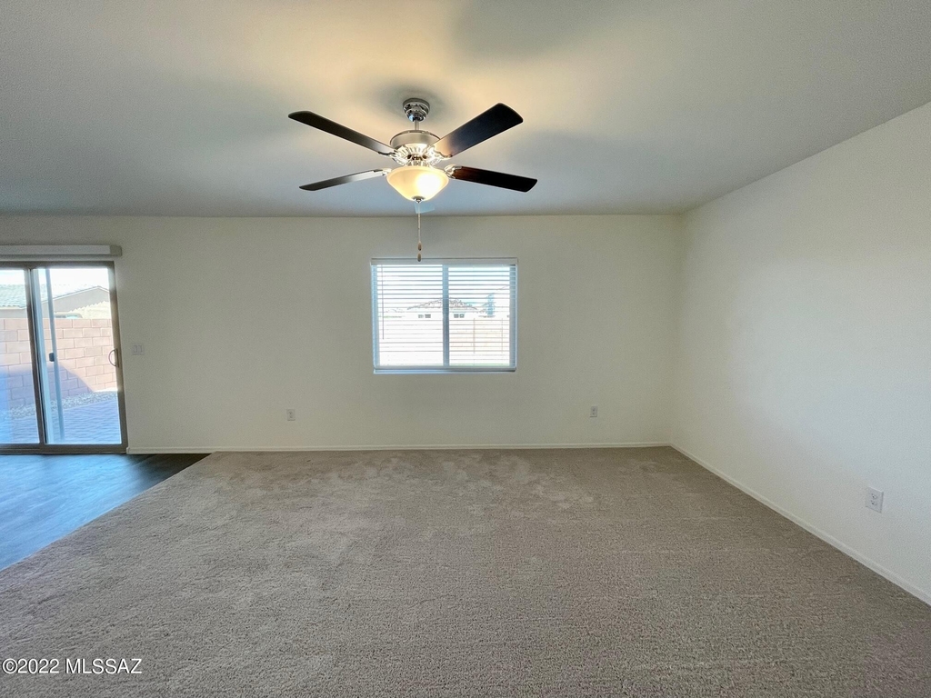 12854 N Peony Drive - Photo 22