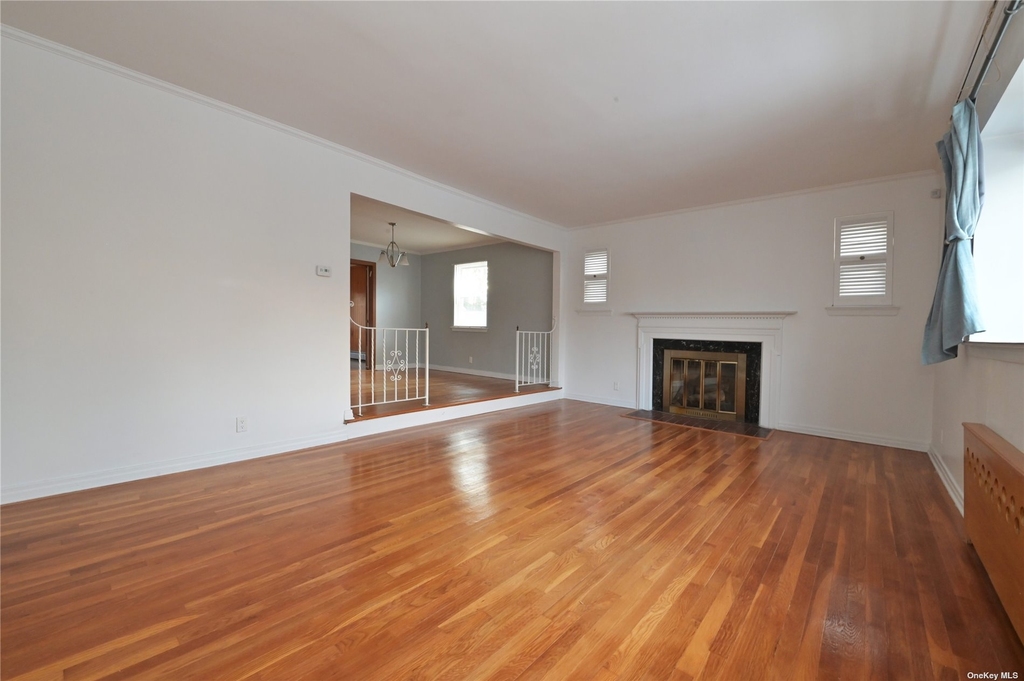 220-30 77th Avenue - Photo 9