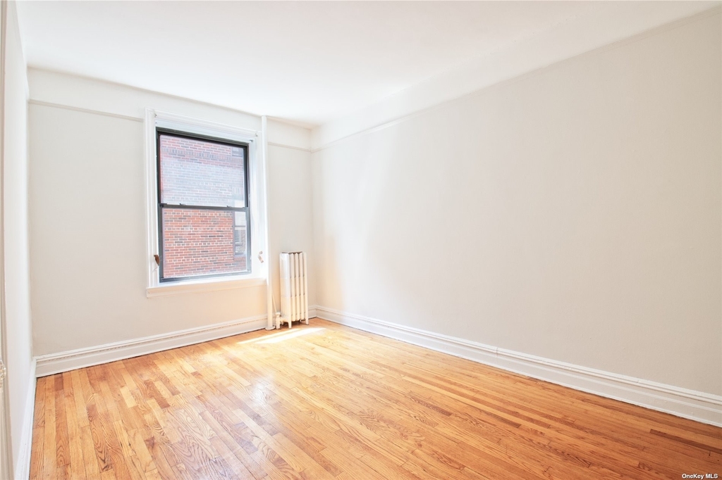 41-15 51st Street - Photo 11