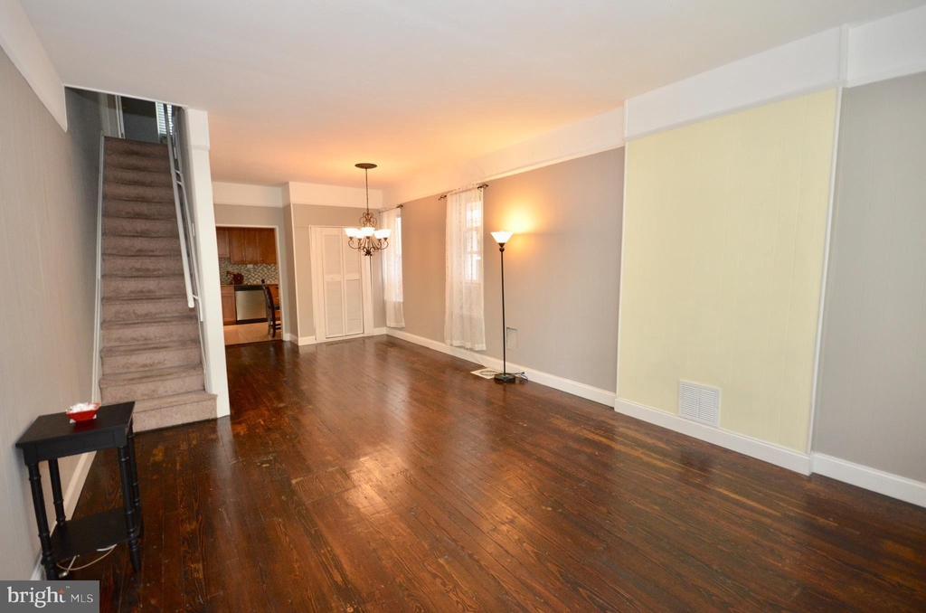 26 Lincoln Avenue - Photo 14