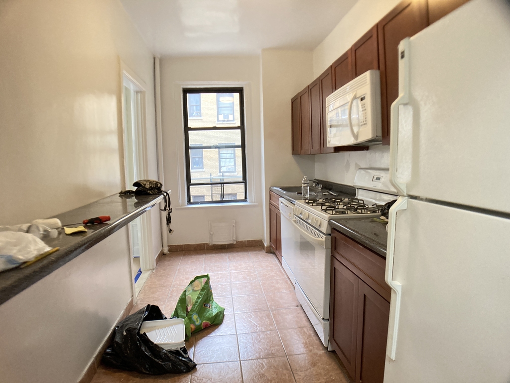 West 181st Street - Photo 1