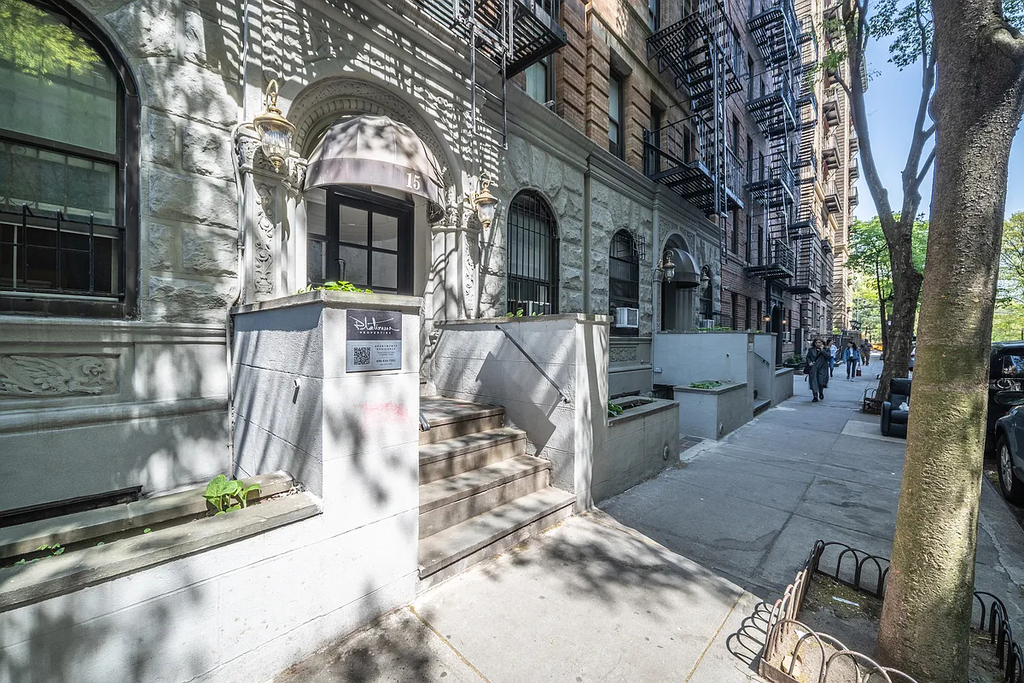 15 West 64th Street - Photo 8