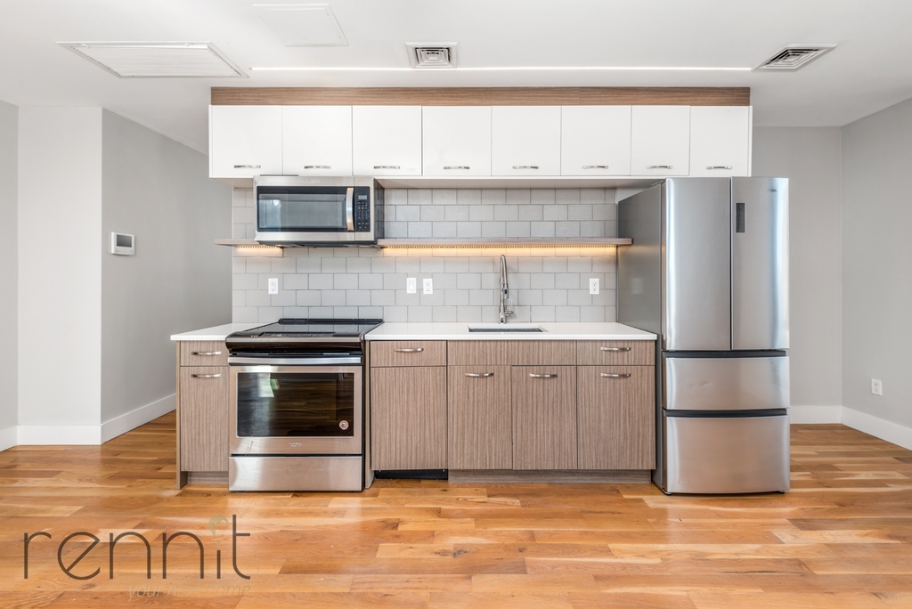 31 Debevoise Street - Photo 2