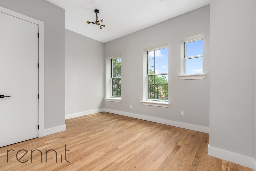 702 Grand Street - Photo 2