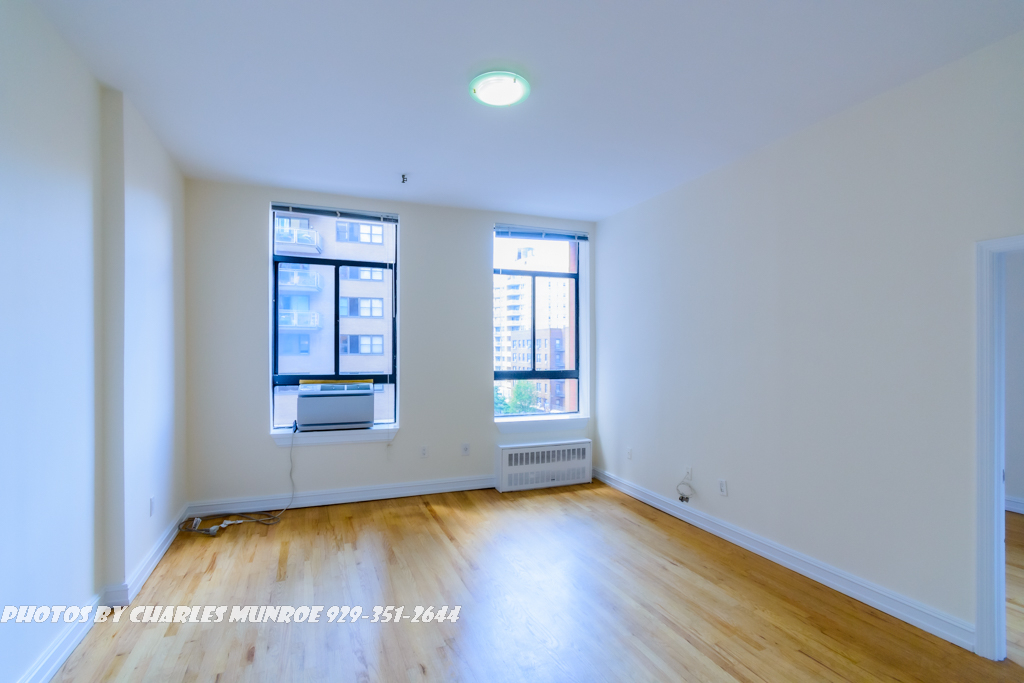 1 Astor Place - Photo 2