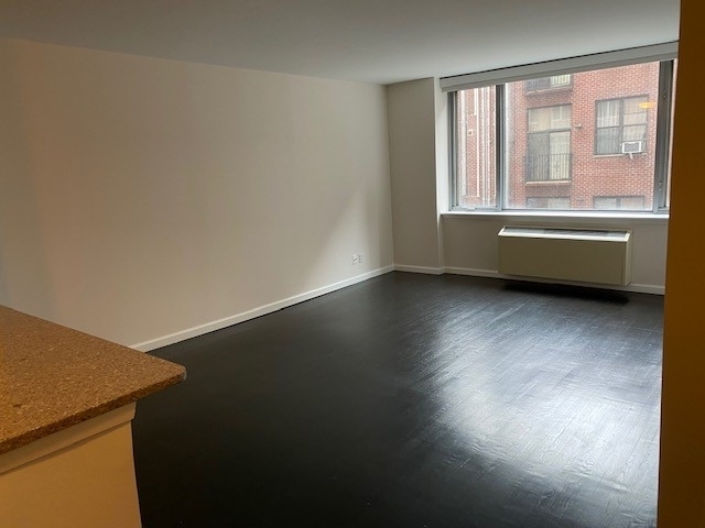 120 West 21st Street, New York, NY 10011 - Photo 5