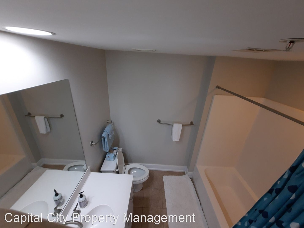 400 Walnut St Unit 1004 - Photo 5