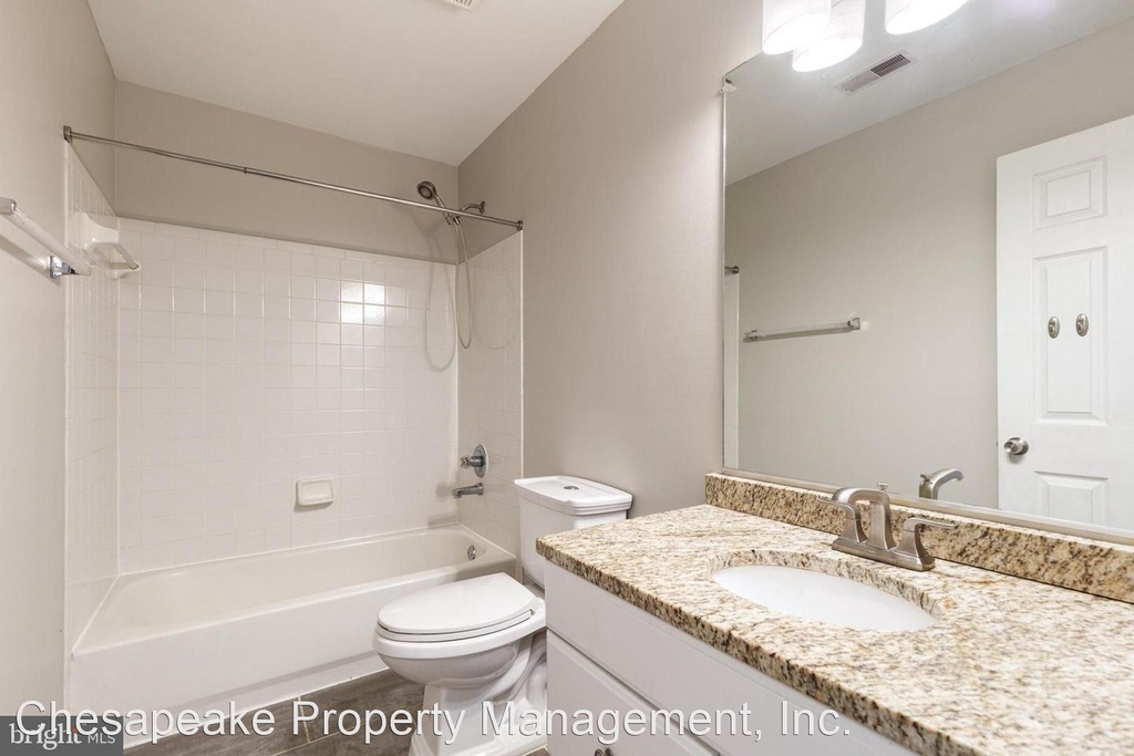 8716 Green Field Court - Photo 20