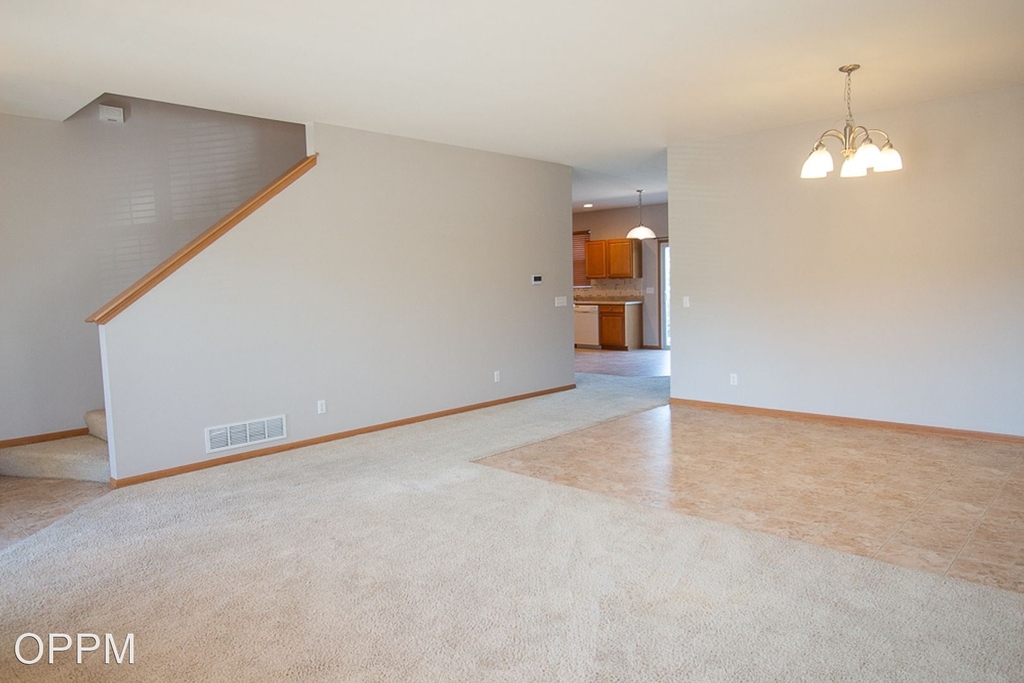 3922 S. 191st Ave. - Photo 2