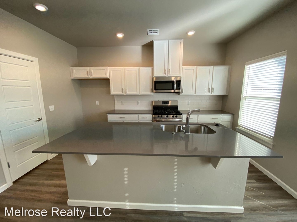 2641 Cedar Tree Road Unit A - Photo 10