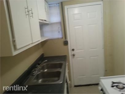 165 Little Street Unit B - Photo 5