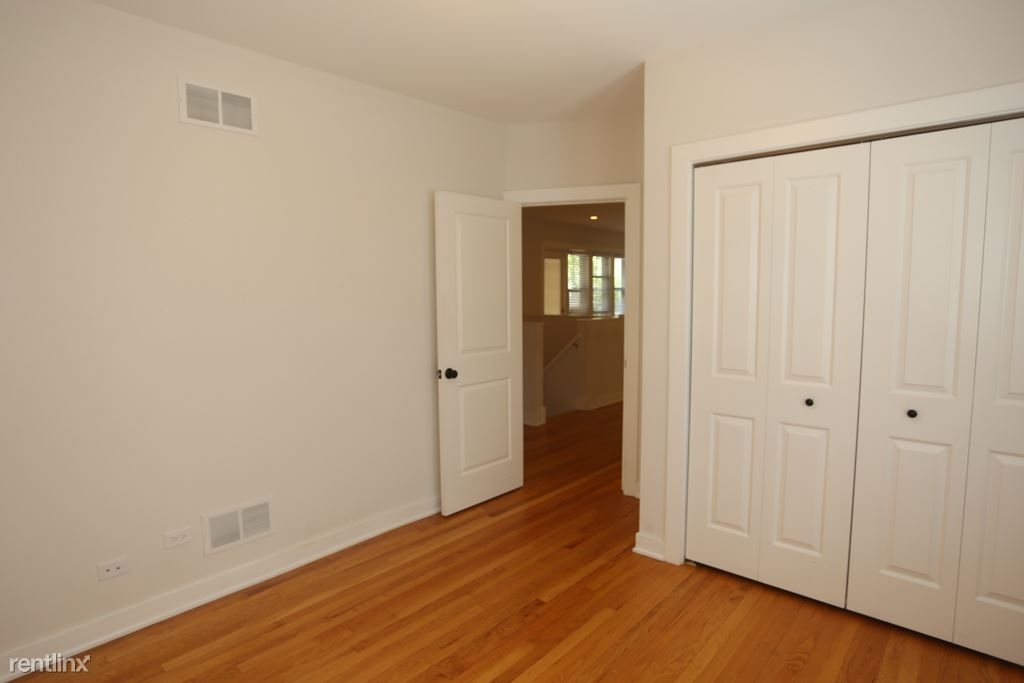 3138 N. Seminary, Unit 1d - Photo 9