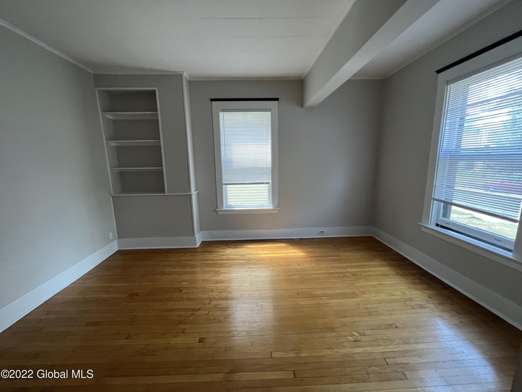 1084 Wendell Avenue - Photo 1