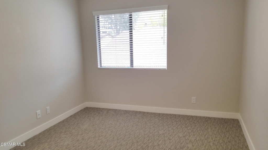 6265 Canoga Avenue - Photo 3