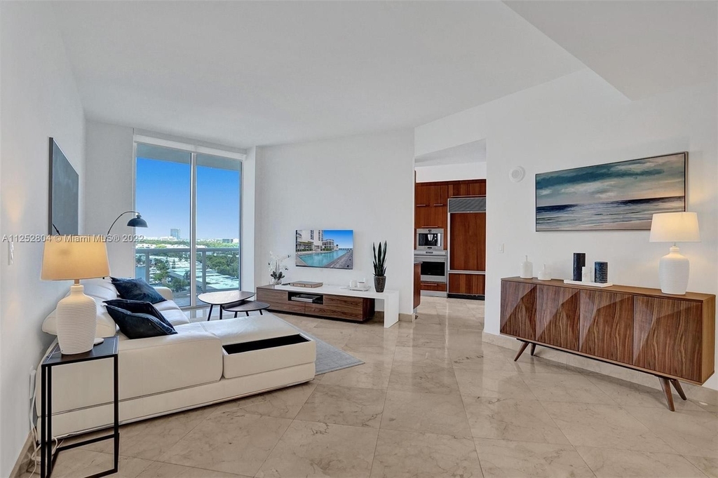 16001 Collins Ave - Photo 10