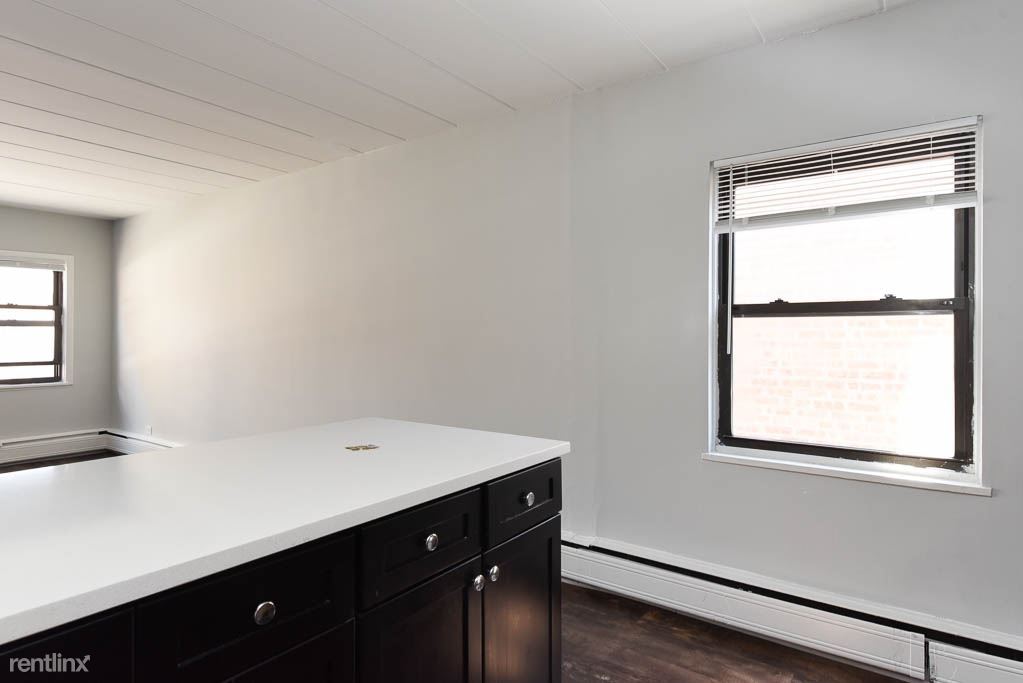 6007 N. Kenmore, Unit 104 - Photo 6