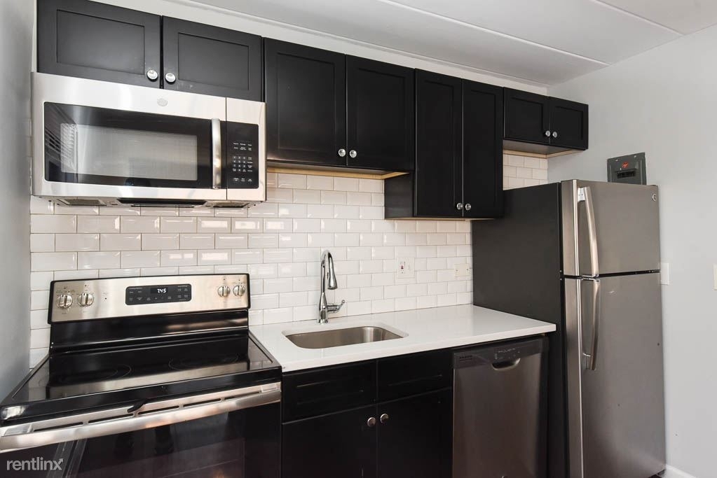 6007 N. Kenmore, Unit 104 - Photo 5