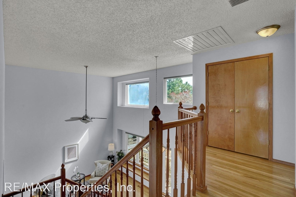 8730 Ballantrae Drive - Photo 20