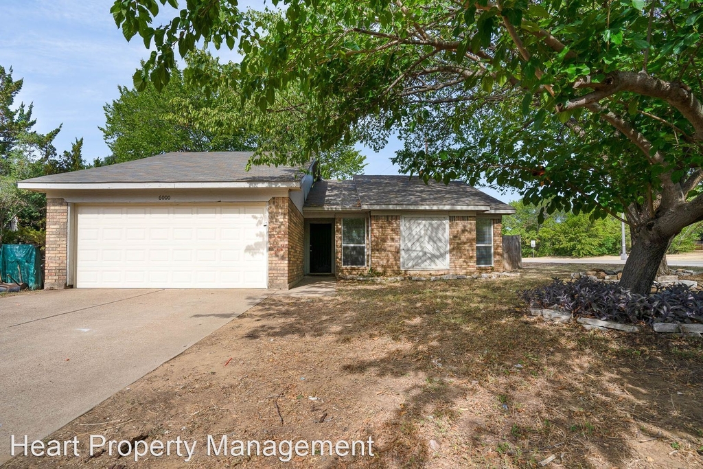 6000 Windsong Dr - Photo 0