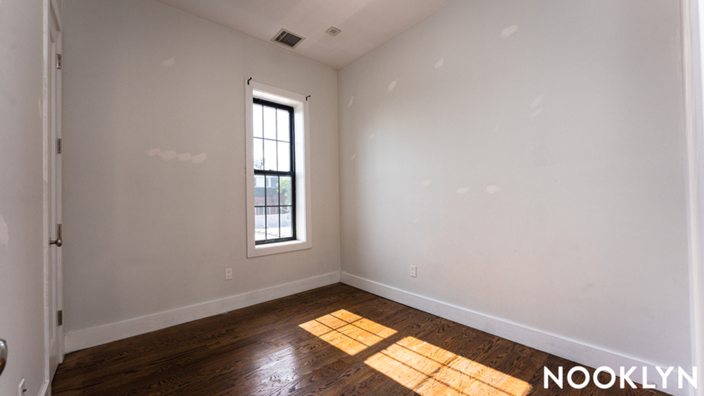 854 Rogers Avenue - Photo 7