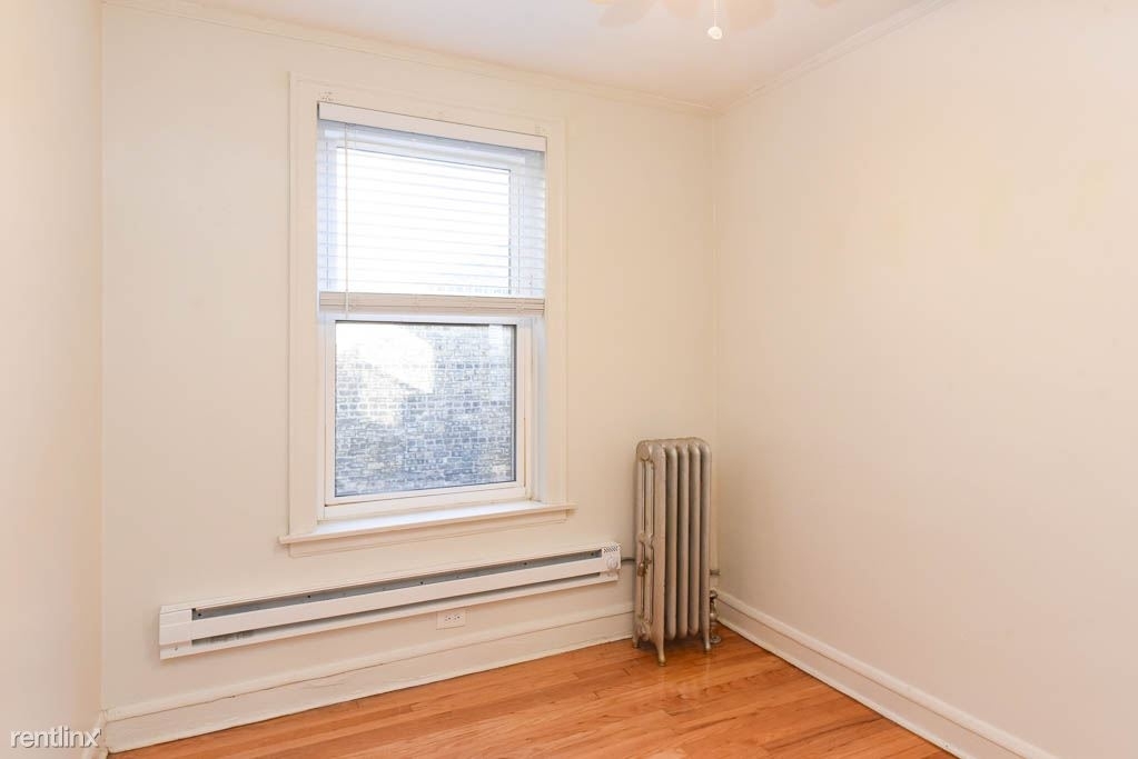 4224 N. Clark, Unit 4 - Photo 13