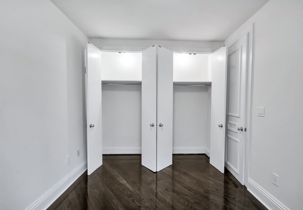 157 East 81st Street - Photo 5