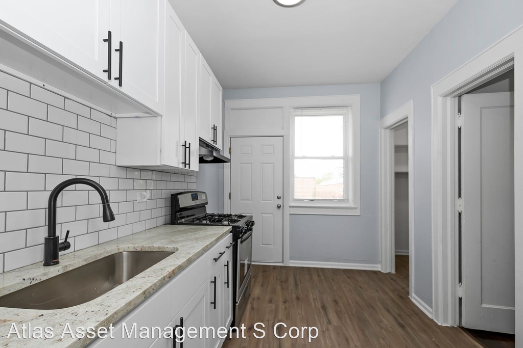 4326 S Michigan Ave - Photo 2