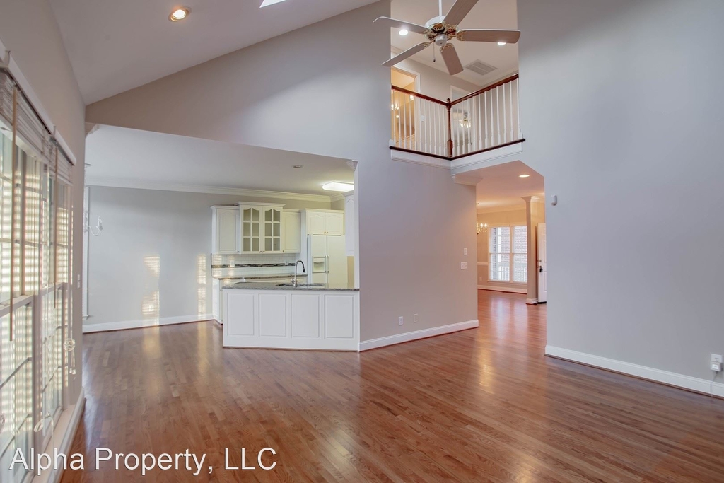 108 Misty View Ct - Photo 6