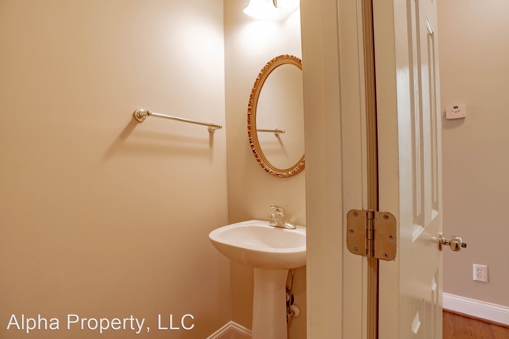 108 Misty View Ct - Photo 5