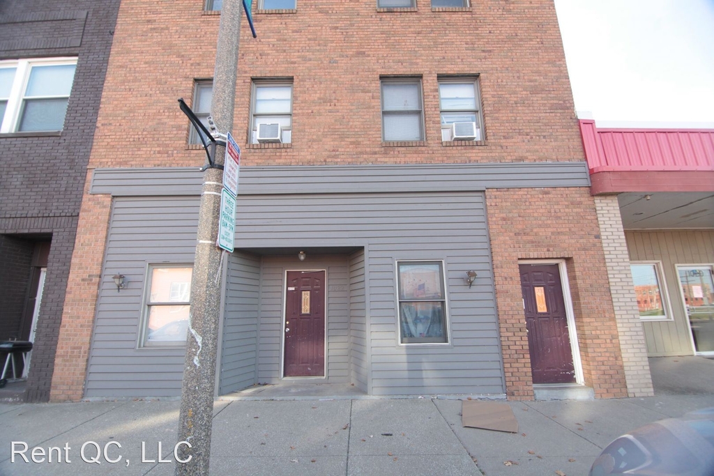 1022 15th Ave. - Photo 0