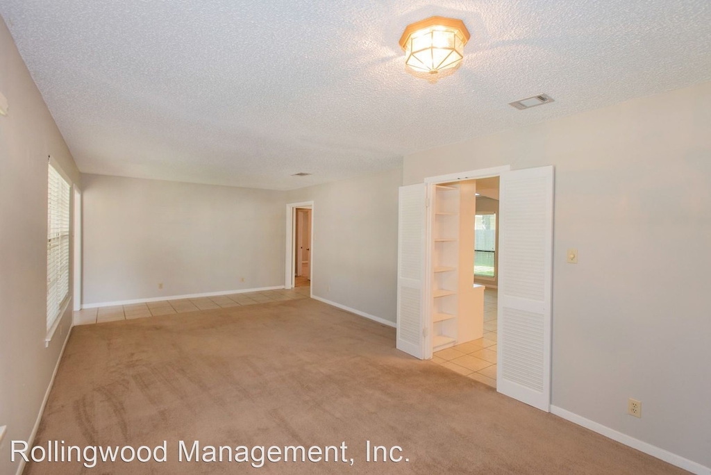 7002 Fort Hill Court - Photo 4