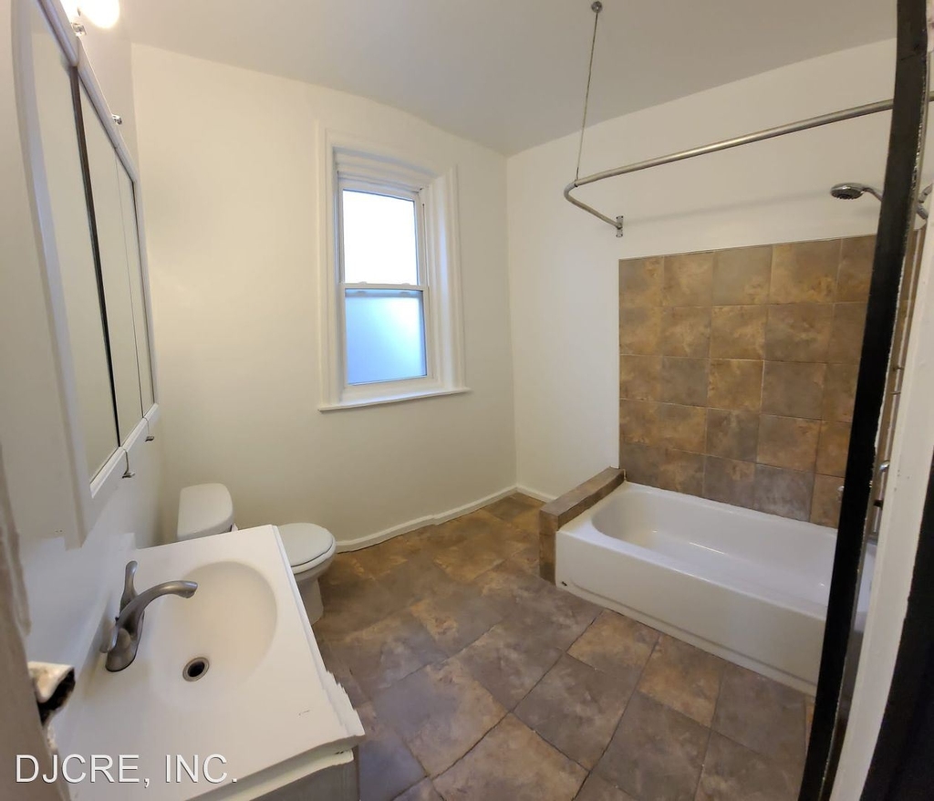 5923 Cobbs Creek Pkwy - Photo 9