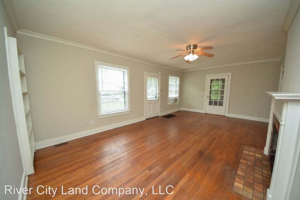 1815 Lyndale Ave - Photo 1