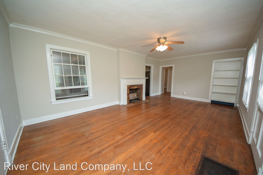 1815 Lyndale Ave - Photo 2