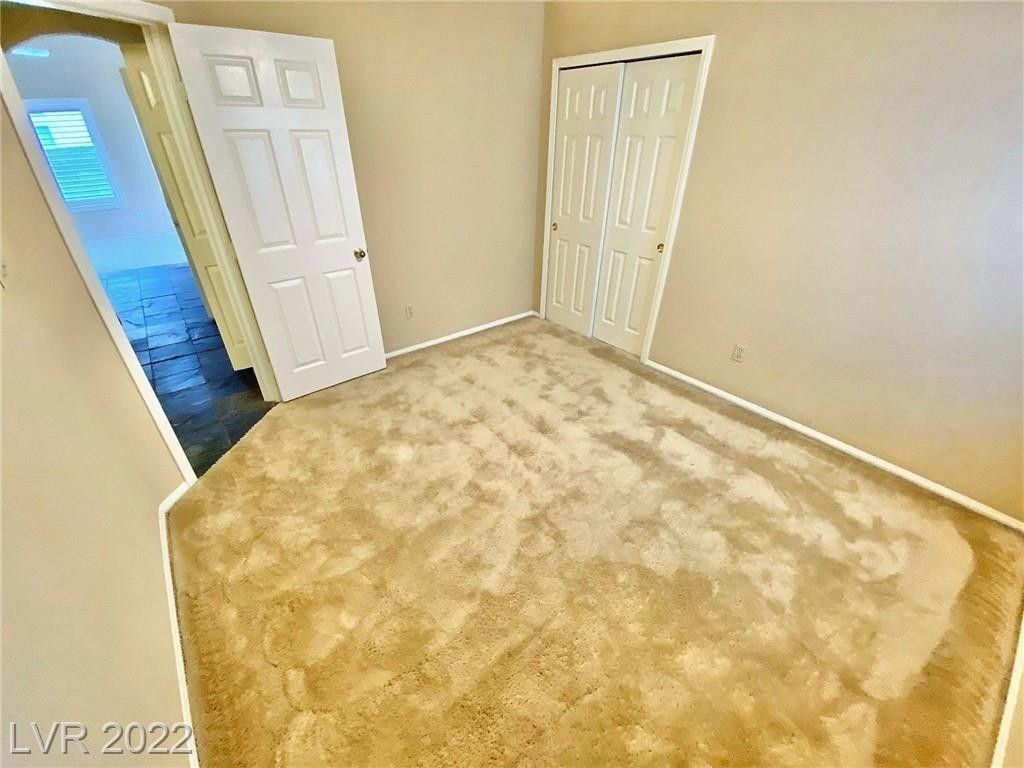 5728 Desert Sky Way - Photo 6