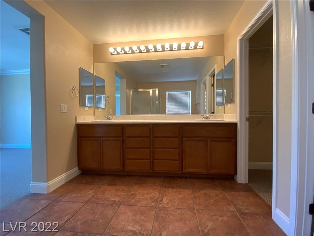 5550 Golden Palms Court - Photo 21