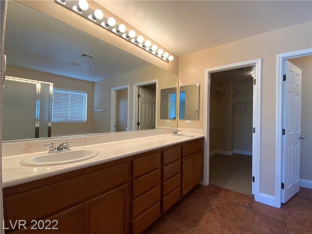 5550 Golden Palms Court - Photo 20