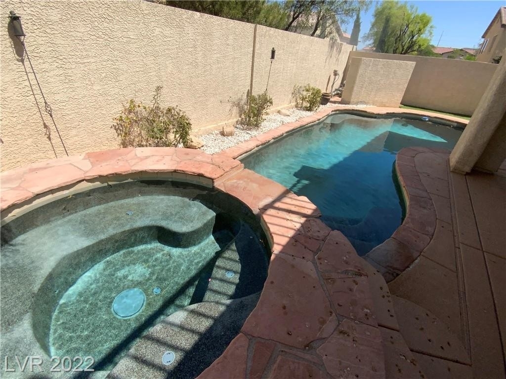 5550 Golden Palms Court - Photo 30