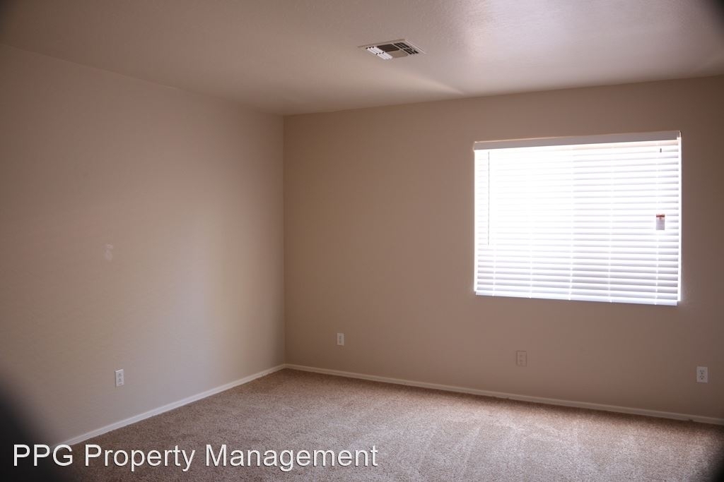 16152 W Calavar Rd - Photo 6