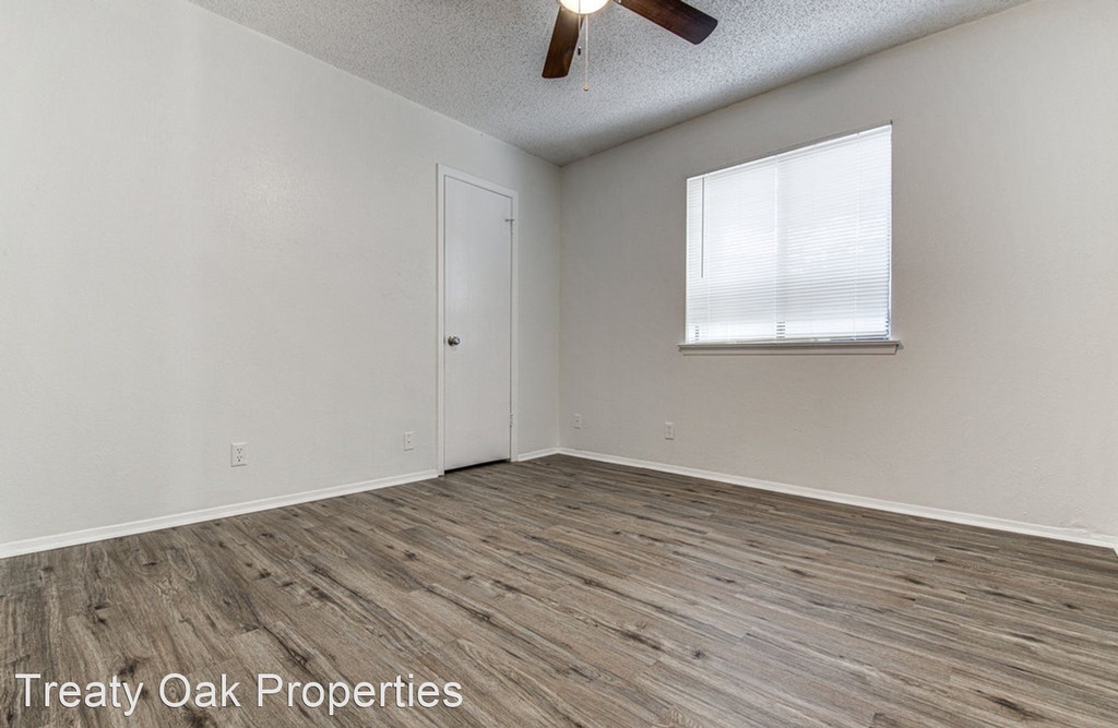 10105 Woodland Village - Photo 10