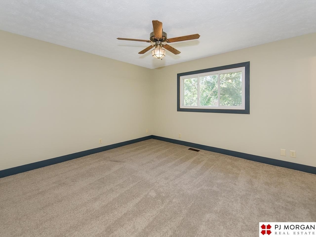 15909 Arbor Circle - Photo 13