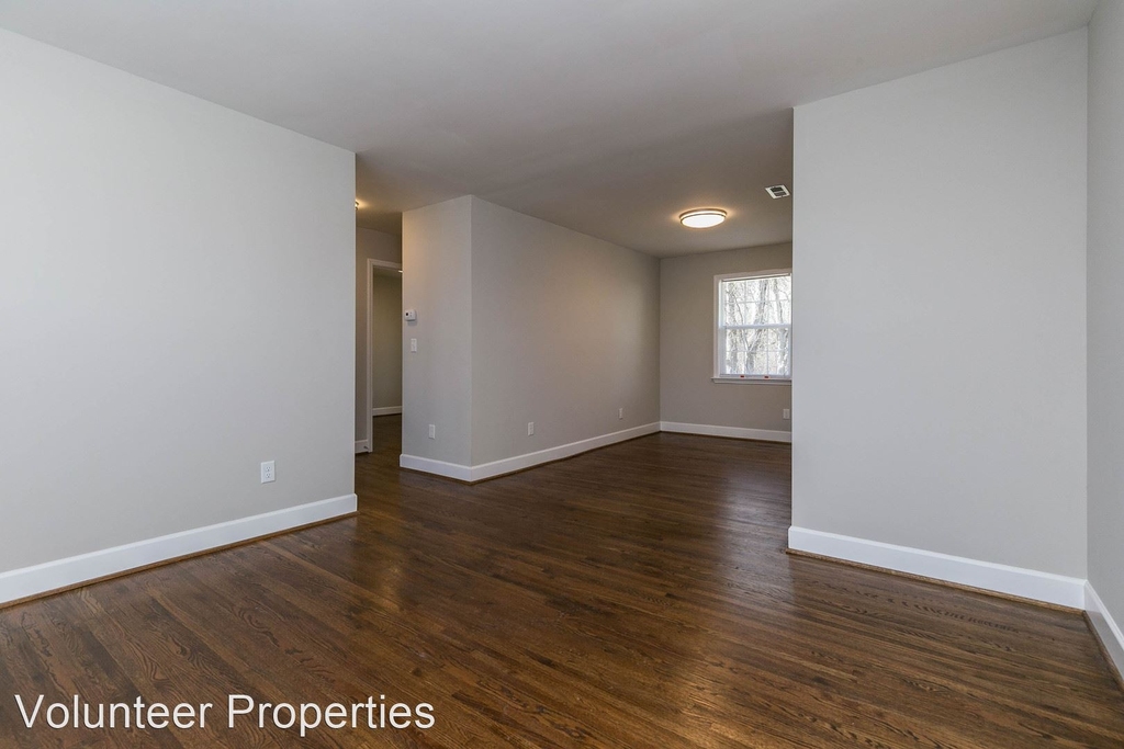 110 Hickory Hill Court - Photo 17