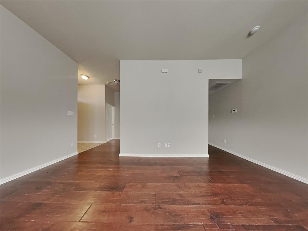 8621 Sagebrush - Photo 1