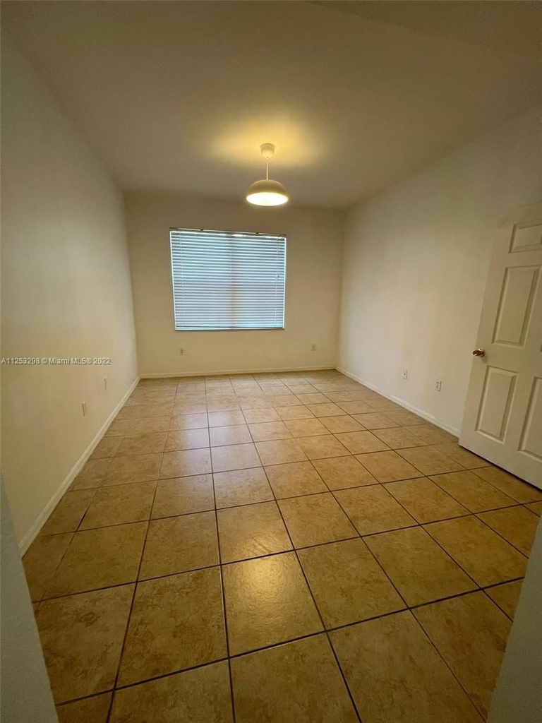 8900 Nw 107 Ct - Photo 16