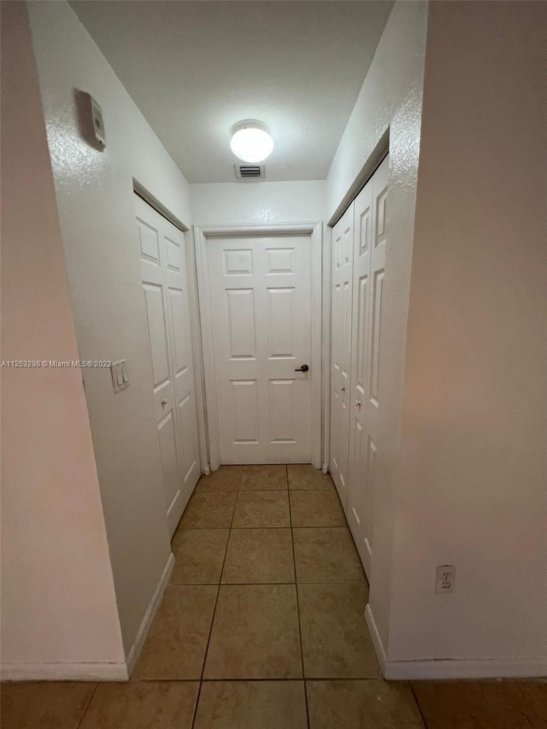 8900 Nw 107 Ct - Photo 14