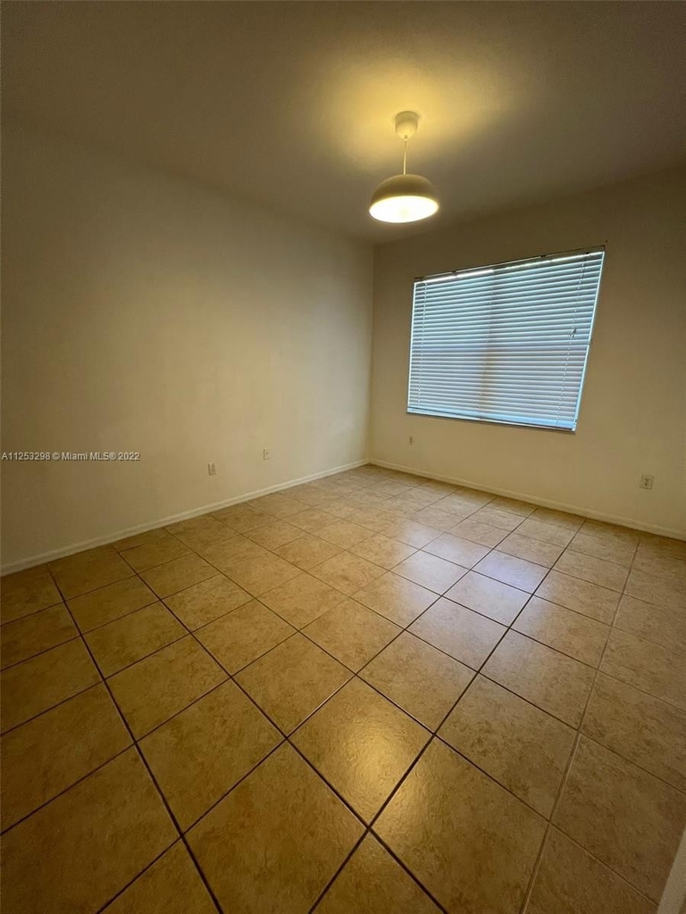 8900 Nw 107 Ct - Photo 15