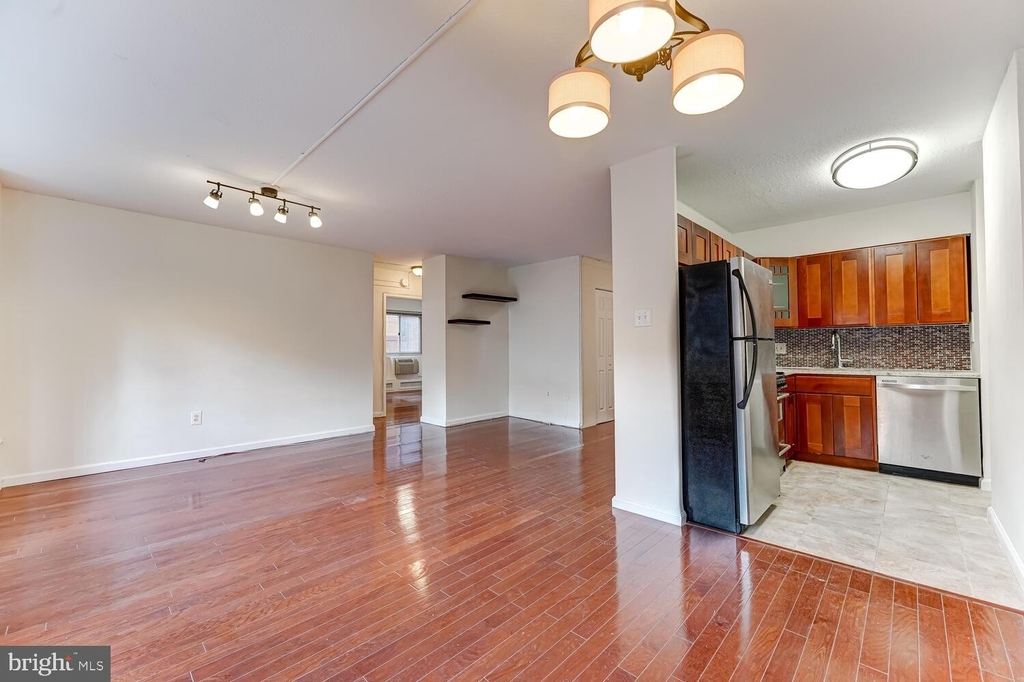 2101 Chestnut Street - Photo 7