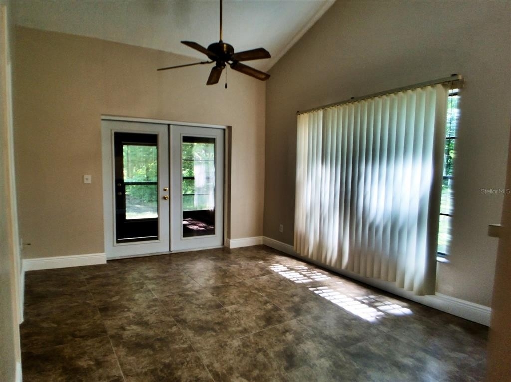 11746 Spring Tree Lane - Photo 11